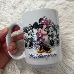 Disney Parks Minnie 3D mug